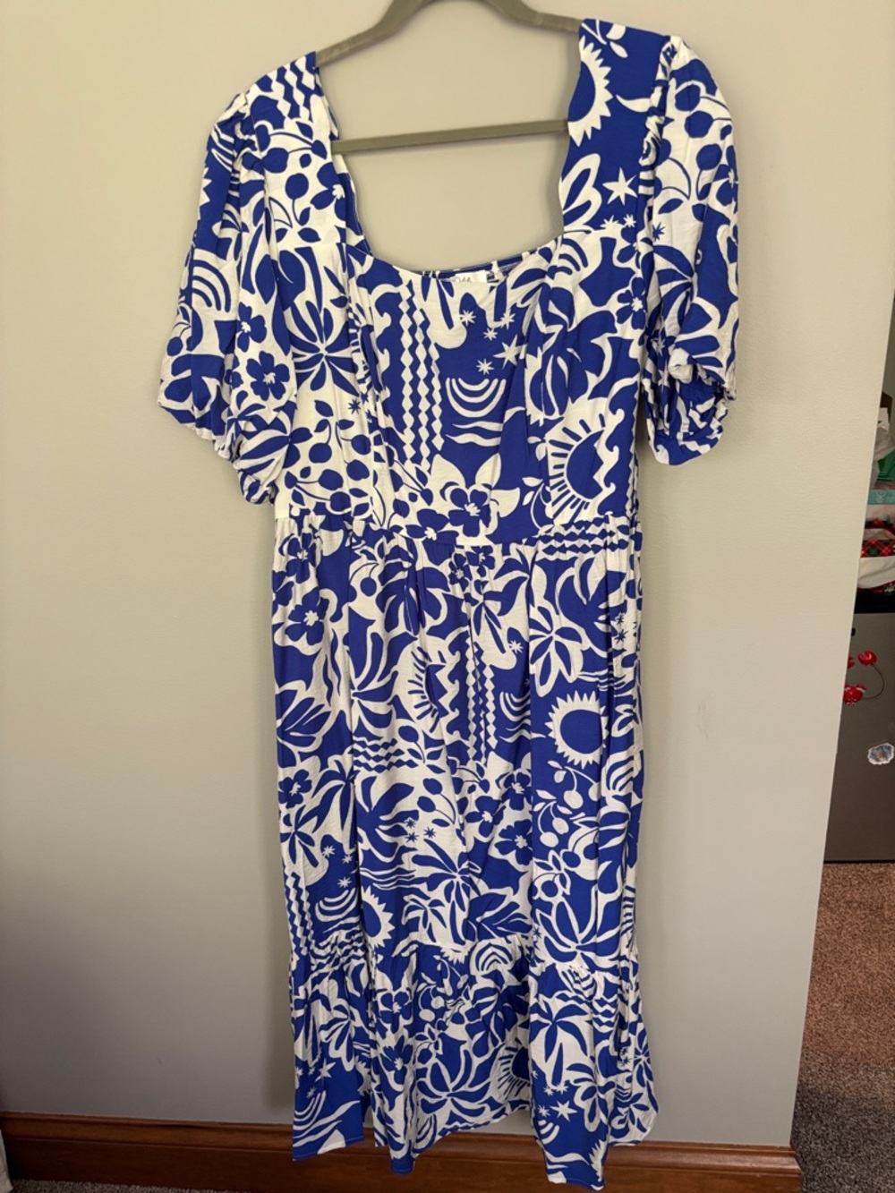 Blue & White Floral Square-Neck Midi Dress with pockets
